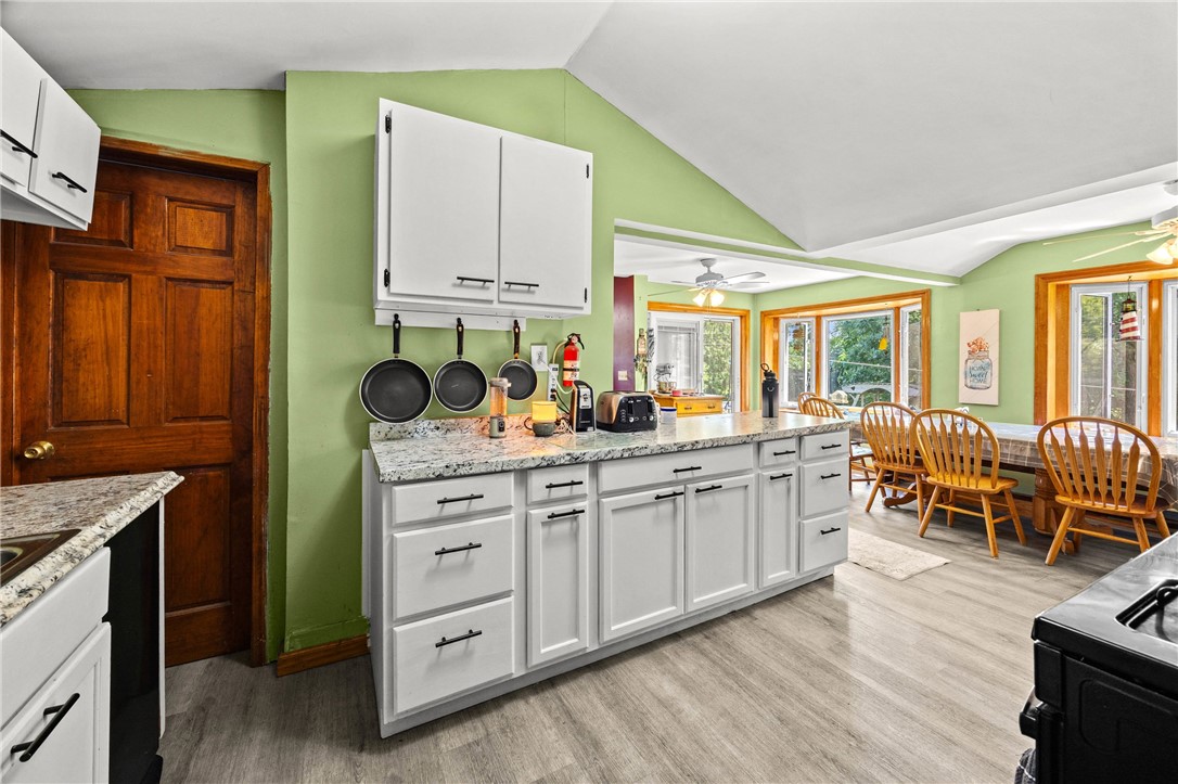 6112 Sautell Road Bergen, NY 14416 - Photo 17 of 31