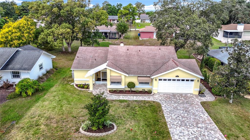 9019 Bonnet Way Weeki Wachee, FL 34613 - Photo 7 of 61 Gallery Image 7