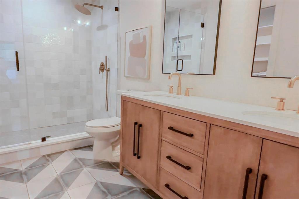 6569 Ascot Lane Dallas, TX 75214 - Photo 12 of 33