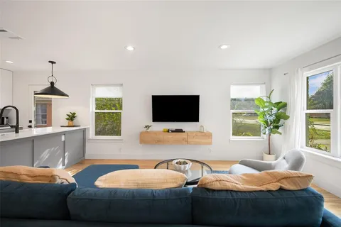 $725,000 | 6569 Ascot Lane, Dallas, TX 75214