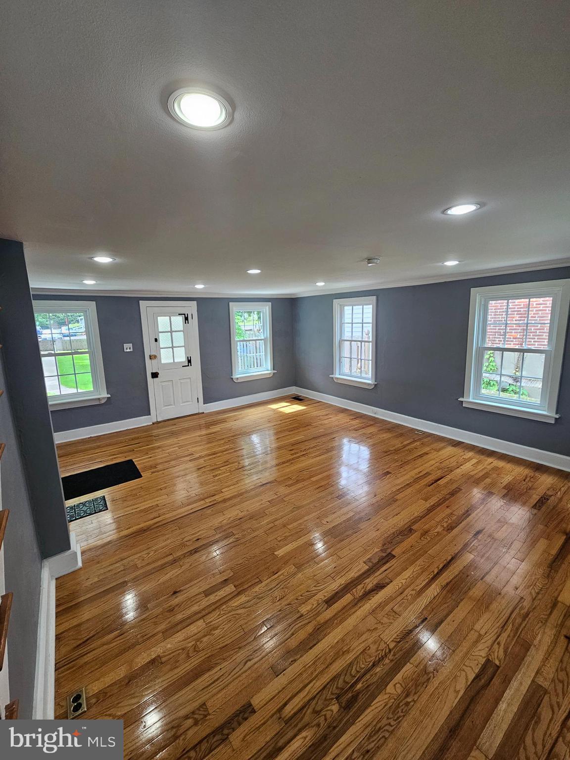 3103 Bedminster Road Ottsville, PA 18942 - Photo 2 of 24 Living room with hardwood floors