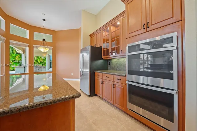 $8,000 | 15275 Southwest 38th Street, Unit 15275, Davie, FL 33331