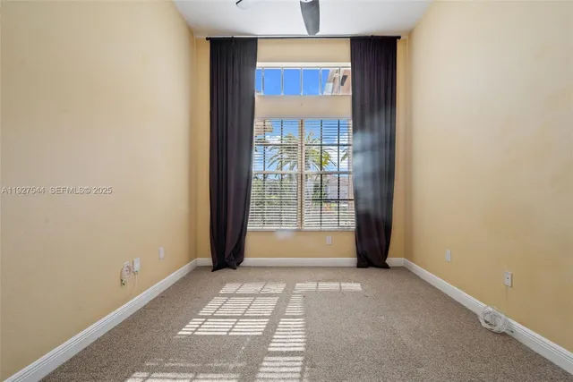 $8,000 | 15275 Southwest 38th Street, Unit 15275, Davie, FL 33331