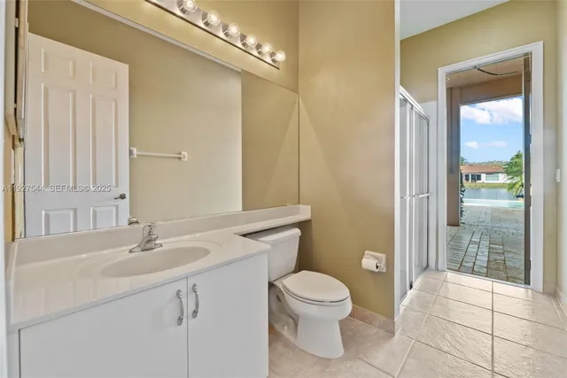 $8,000 | 15275 Southwest 38th Street, Unit 15275, Davie, FL 33331