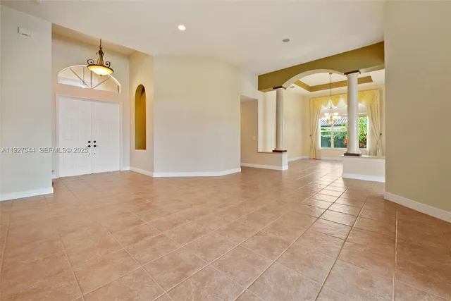 $8,000 | 15275 Southwest 38th Street, Unit 15275, Davie, FL 33331