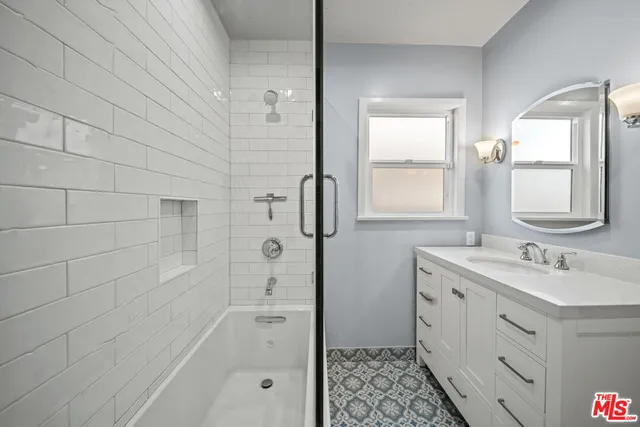 $7,500 | 1453 South Durango Avenue, Los Angeles, CA 90035