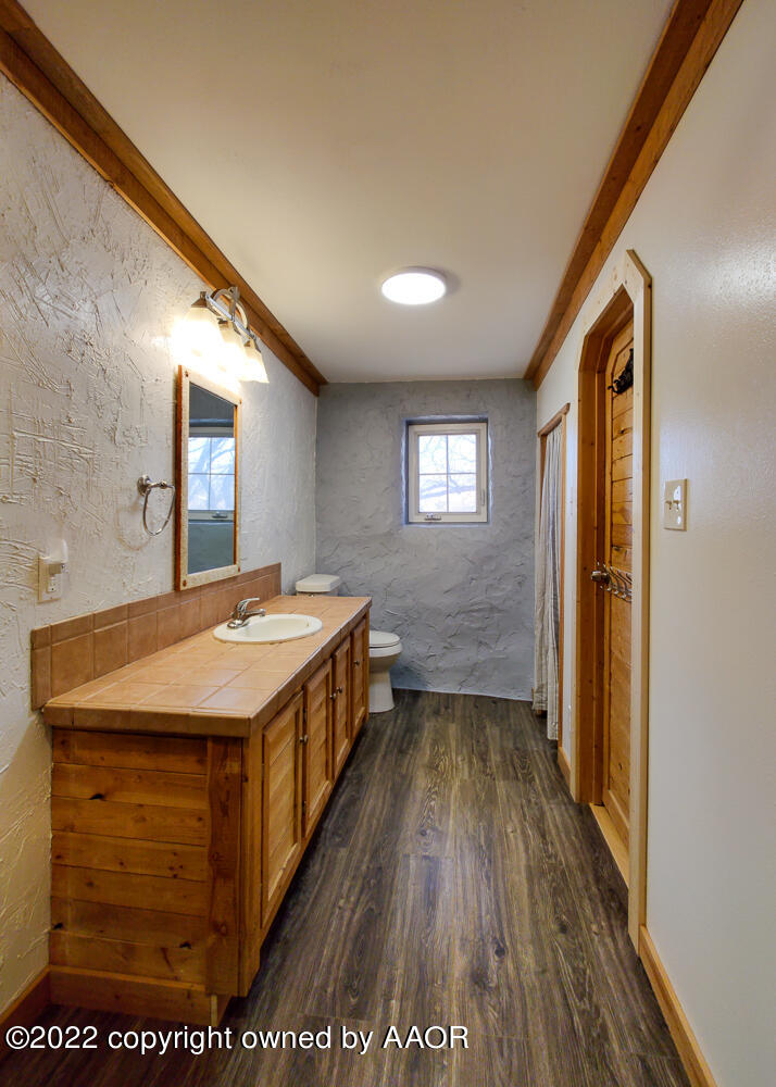 644 Cherokee Road Fritch, TX 79036 - Photo 20 of 40 Master Bathroom View 2
