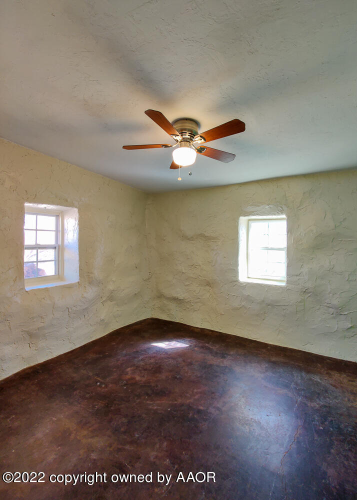 644 Cherokee Road Fritch, TX 79036 - Photo 21 of 40 2nd Bedroom