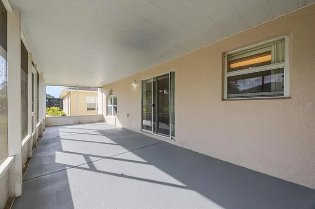 a view of an entryway of house
