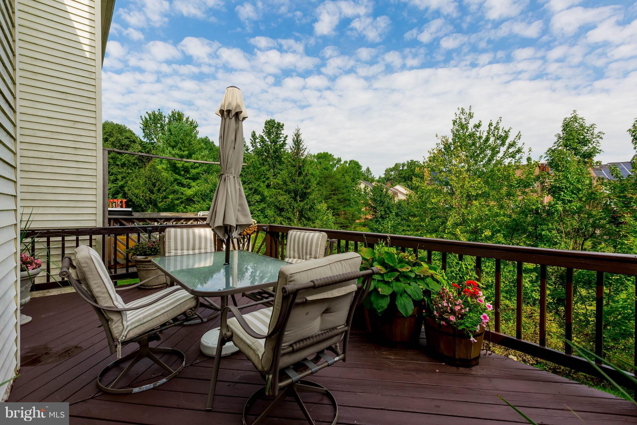 9210 Fairlane Place Laurel, MD 20708 - Photo 3 of 30 View
