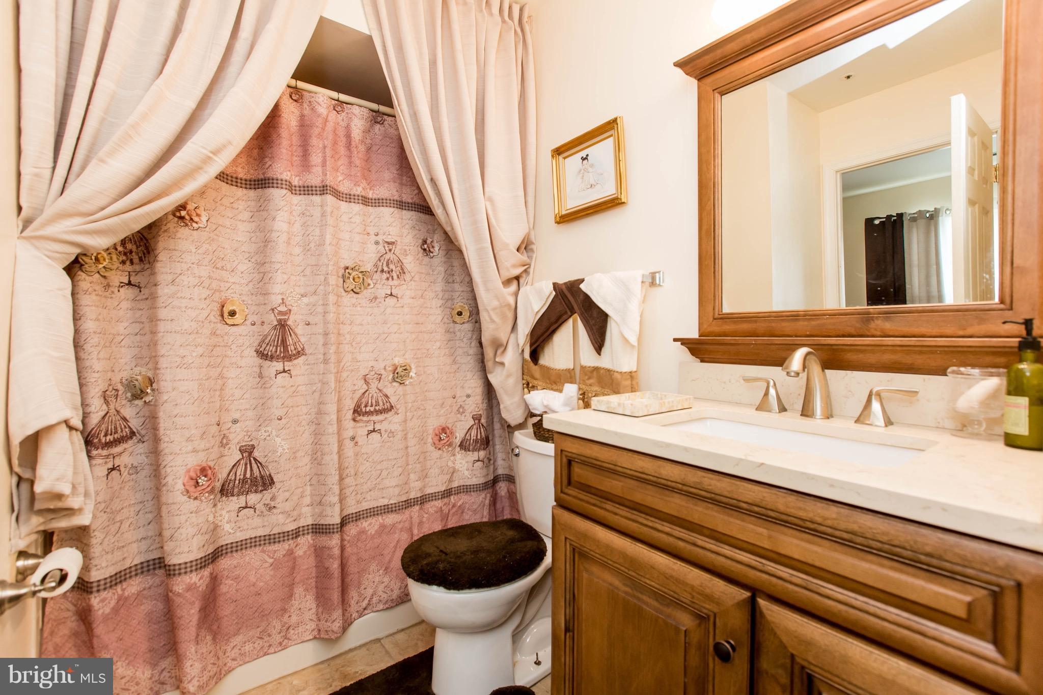 9210 Fairlane Place Laurel, MD 20708 - Photo 7 of 30 Main Level