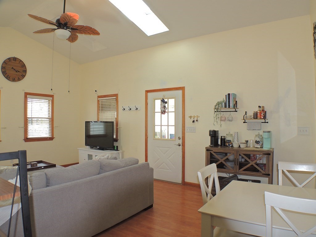 35 Bayview Street Wareham, MA 02571 - Photo 8 of 23