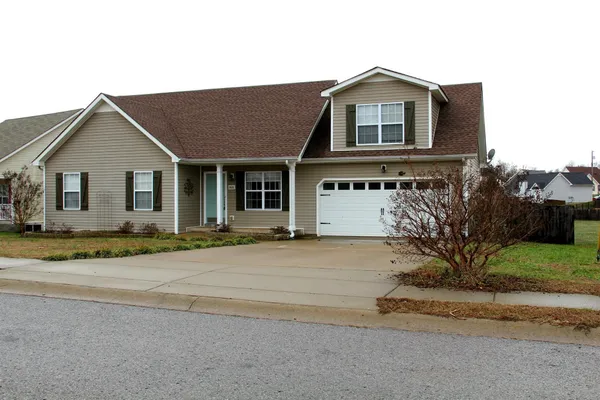 $1,795 | 3826 Angelise Lane, Clarksville, TN 37042
