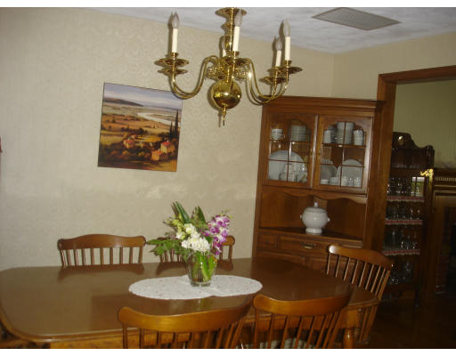 10 Springdale Road Lexington, MA 02421 - Photo 3 of 11