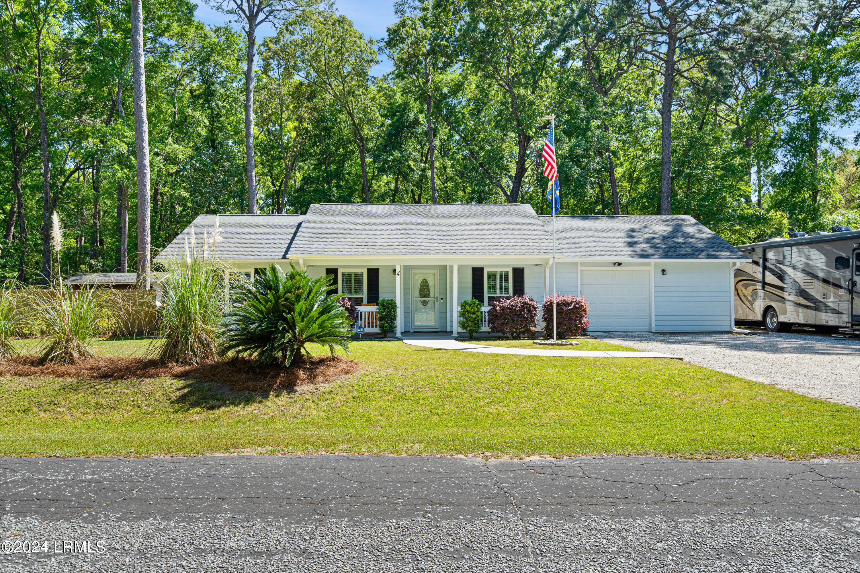 4 State Rd S-7-429 Beaufort, SC 29907 - Photo 3 of 50 4 Red Tip-3