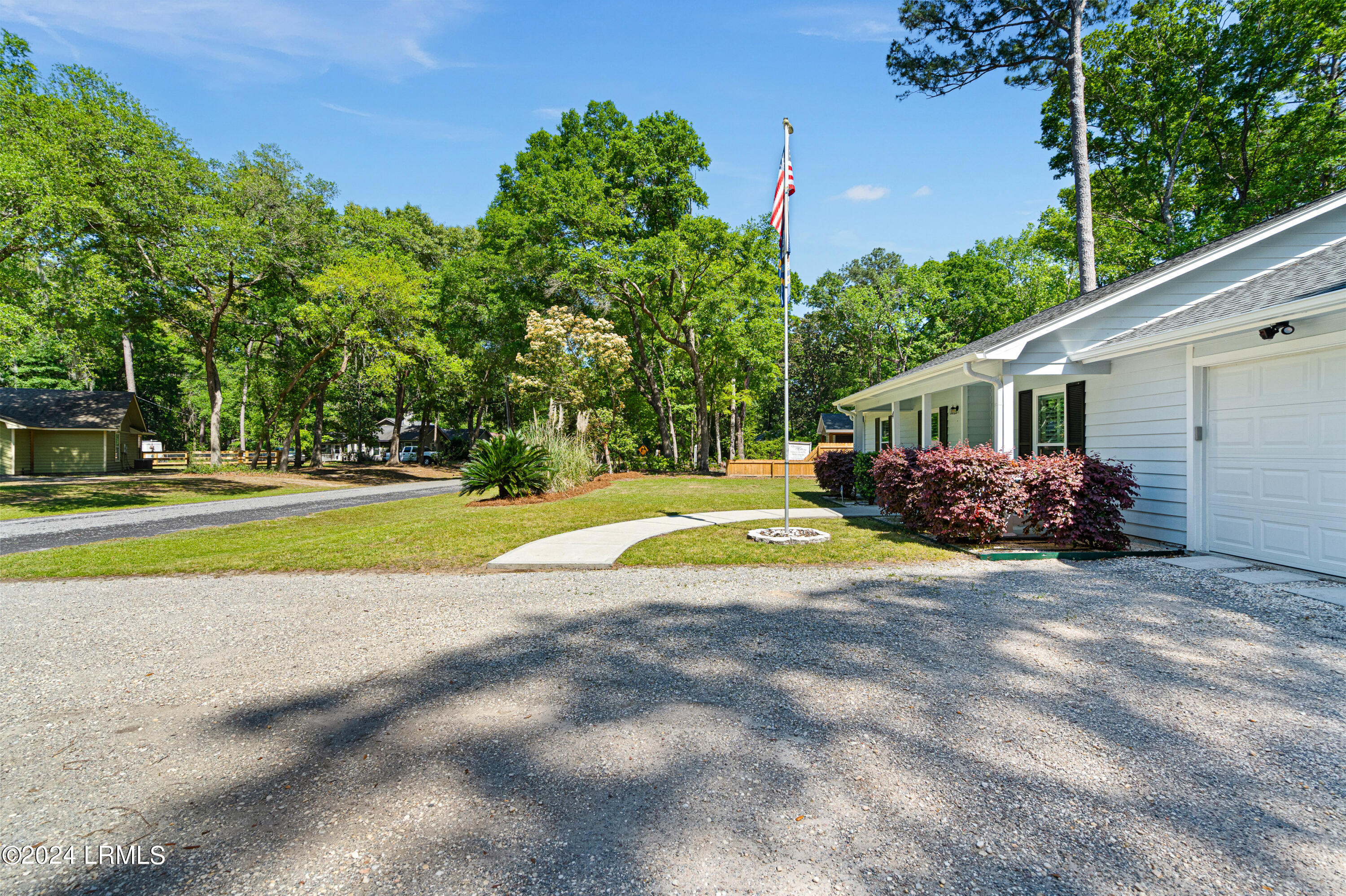 4 State Rd S-7-429 Beaufort, SC 29907 - Photo 6 of 50 4 Red Tip-6