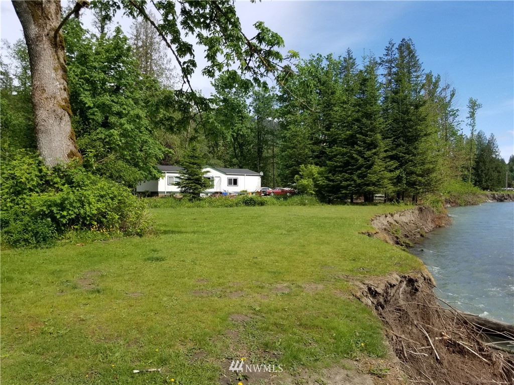 5800 Truck Road Deming, WA 98244 - Photo 16 of 17