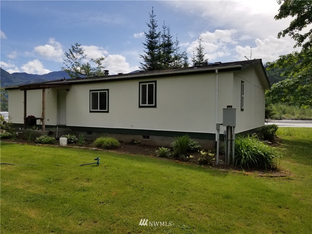 5800 Truck Road Deming, WA 98244 - Photo 6 of 17