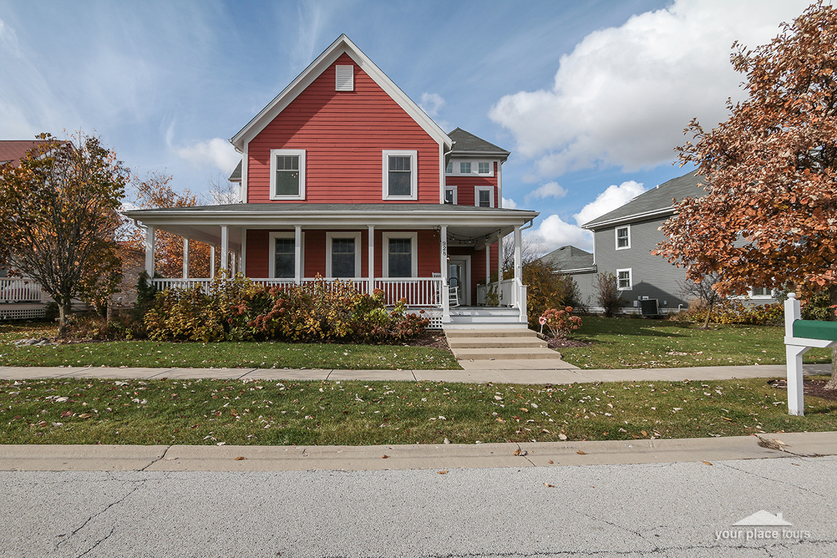 928 Shooting Star Road Grayslake, IL 60030 - Photo 1 of 3 a front view of a house with a yard