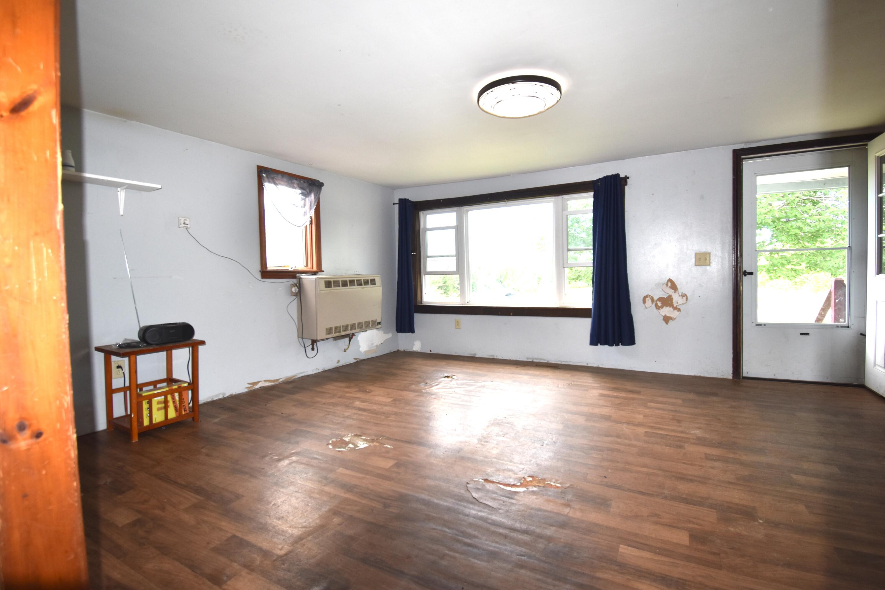 975 Beans Corner Road Hartland, ME 04943 - Photo 4 of 12 living room