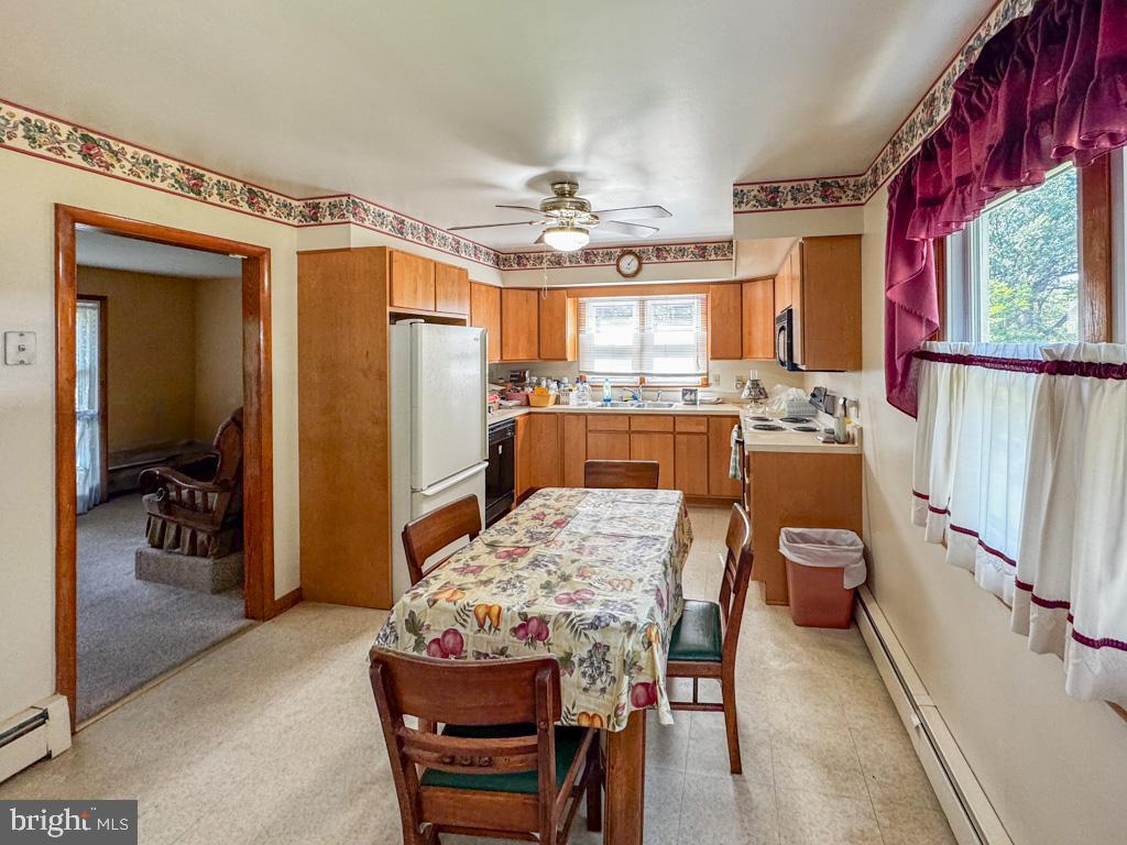 4564 Mountain Road Pasadena, MD 21122 - Photo 9 of 23 Gallery Image 9