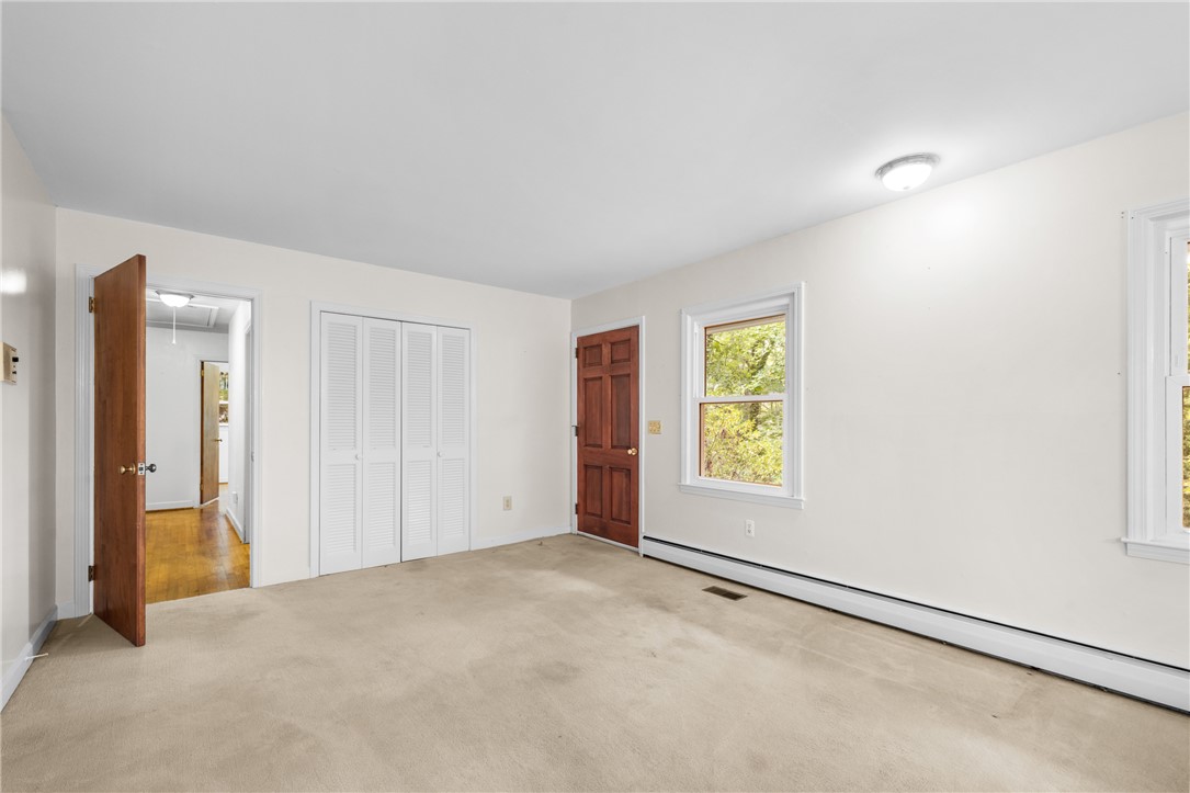 406 Rock Creek Road Clemson, SC 29631 - Photo 11 of 29 Dining/living combination
