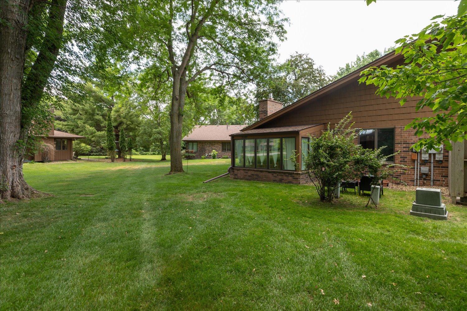 2211 Baihly Court Southwest Rochester, MN 55902 - Photo 29 of 39