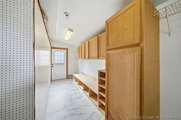 $199,500 | 1019 Allison Lane, Jeffersonville, IN 47130