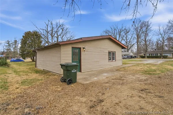 $199,500 | 1019 Allison Lane, Jeffersonville, IN 47130