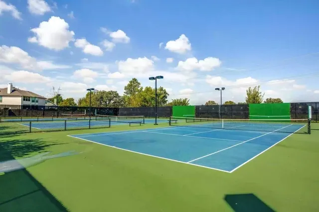 a view of a tennis court