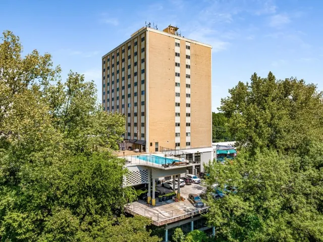 $1,400 | 2285 Peachtree Street Northeast, Unit 608, Atlanta, GA 30309