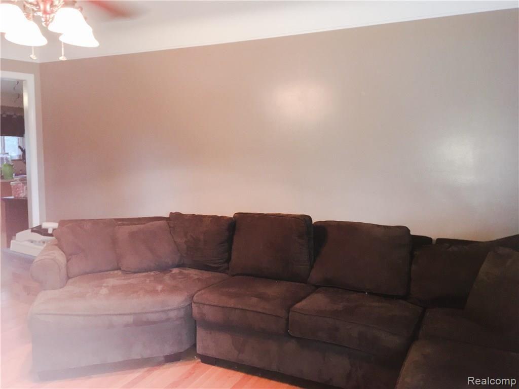 11081 Twelve Mile Road Warren, MI 48093 - Photo 6 of 26