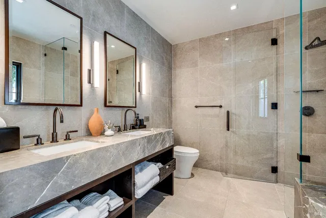 $4,150,000 | 110 Vintners Court, Napa, CA 94559