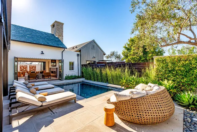 $4,150,000 | 110 Vintners Court, Napa, CA 94559