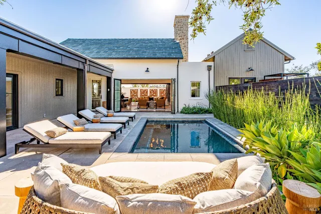 $4,150,000 | 110 Vintners Court, Napa, CA 94559