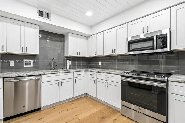 $2,750 | 2808 North 46th Avenue, Unit E549, Hollywood, FL 33021