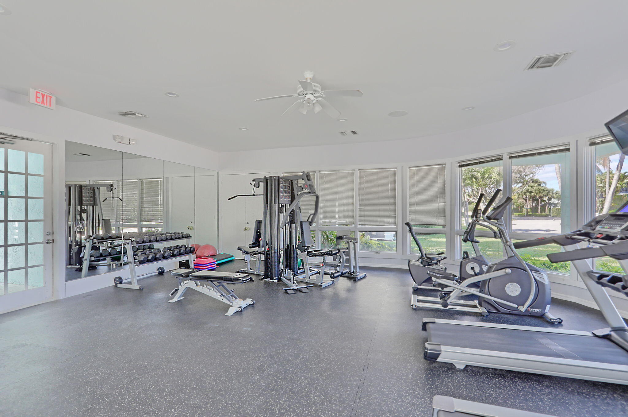 3069 Mainsail Circle Jupiter, FL 33477 - Photo 46 of 124 120-web-or-mls-63_320a1665-hdr(7)
