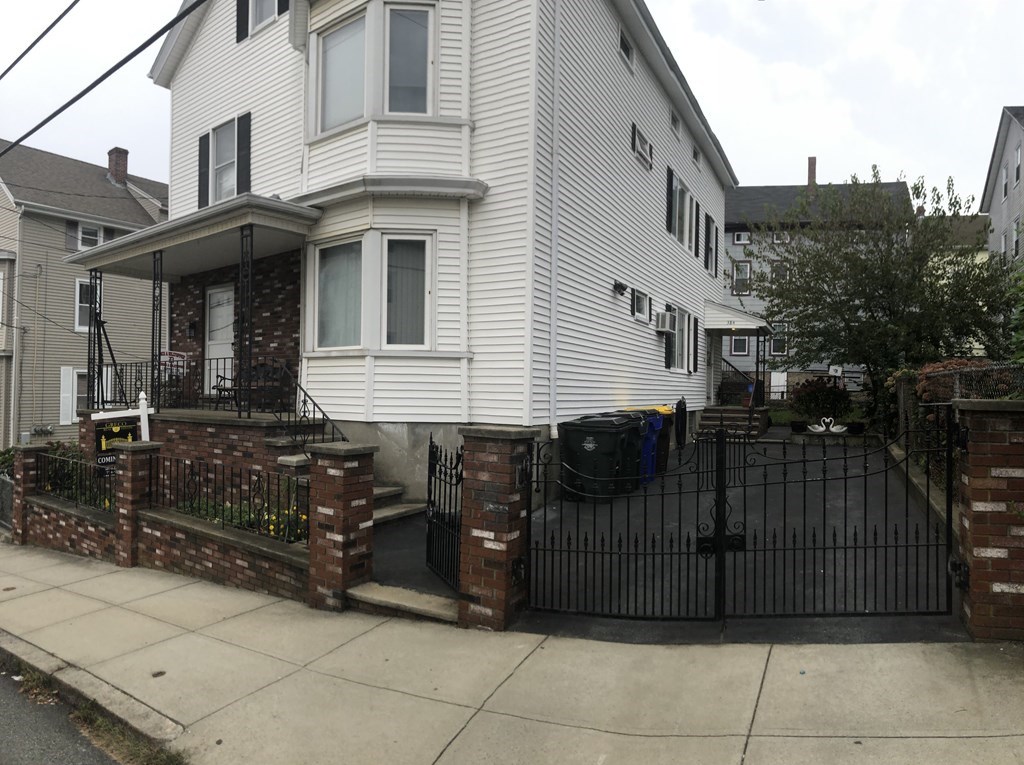 384 Mulberry Street Fall River, MA 02721 - Photo 4 of 10 Gallery Image 4