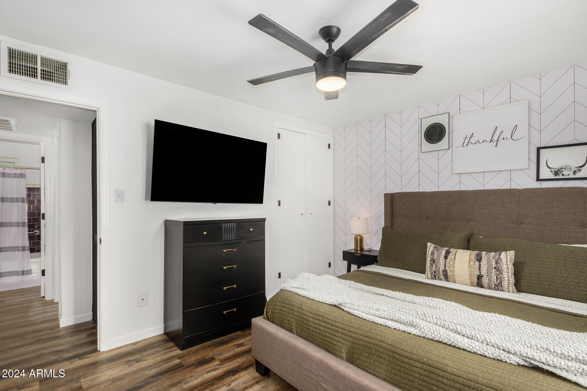 426 East Griswold Road Phoenix, AZ 85020 - Photo 13 of 30 21 - Griswold