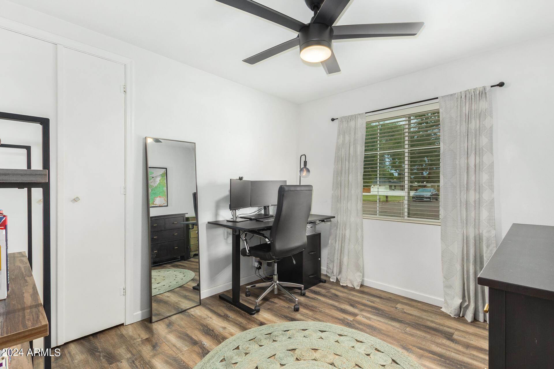 426 East Griswold Road Phoenix, AZ 85020 - Photo 18 of 30 26 - Griswold