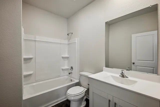 $275,900 | 10366 Red Cardinal Drive, Cleveland, TX 77328