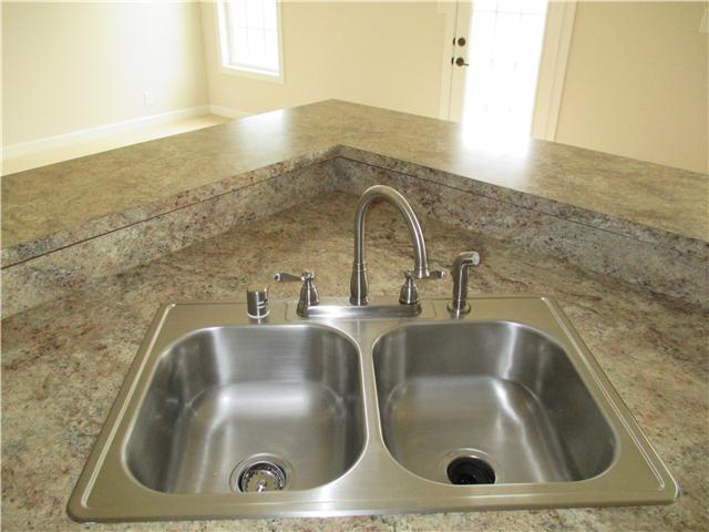 97 Kentucky Ridge Oak Grove, KY 42262 - Photo 5 of 16 Gallery Image 5