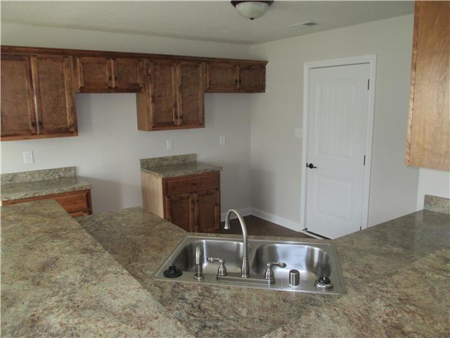 97 Kentucky Ridge Oak Grove, KY 42262 - Photo 6 of 16 Gallery Image 6