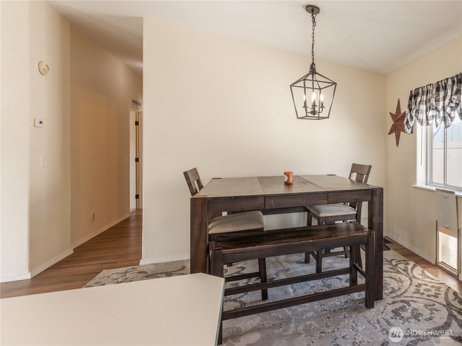 105 3rd Street Southwest Rock Island, WA 98850 - Photo 13 of 39