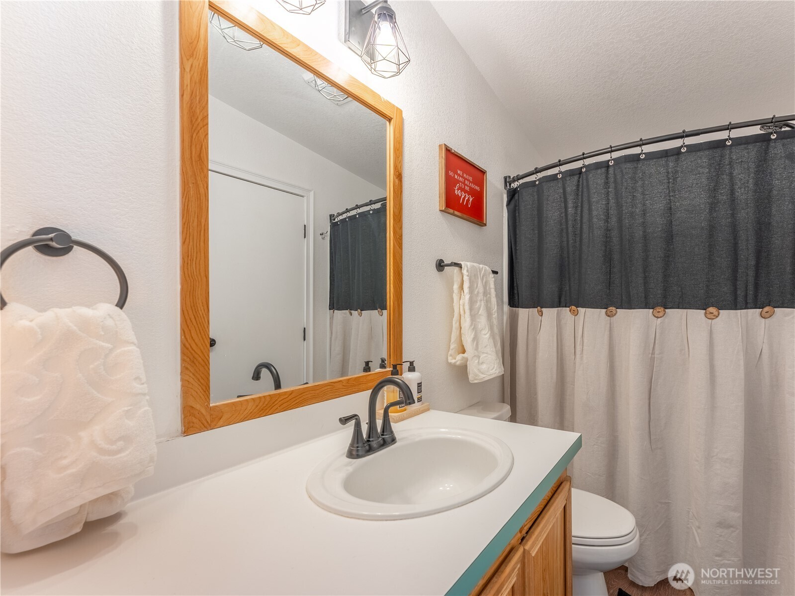 105 3rd Street Southwest Rock Island, WA 98850 - Photo 15 of 39