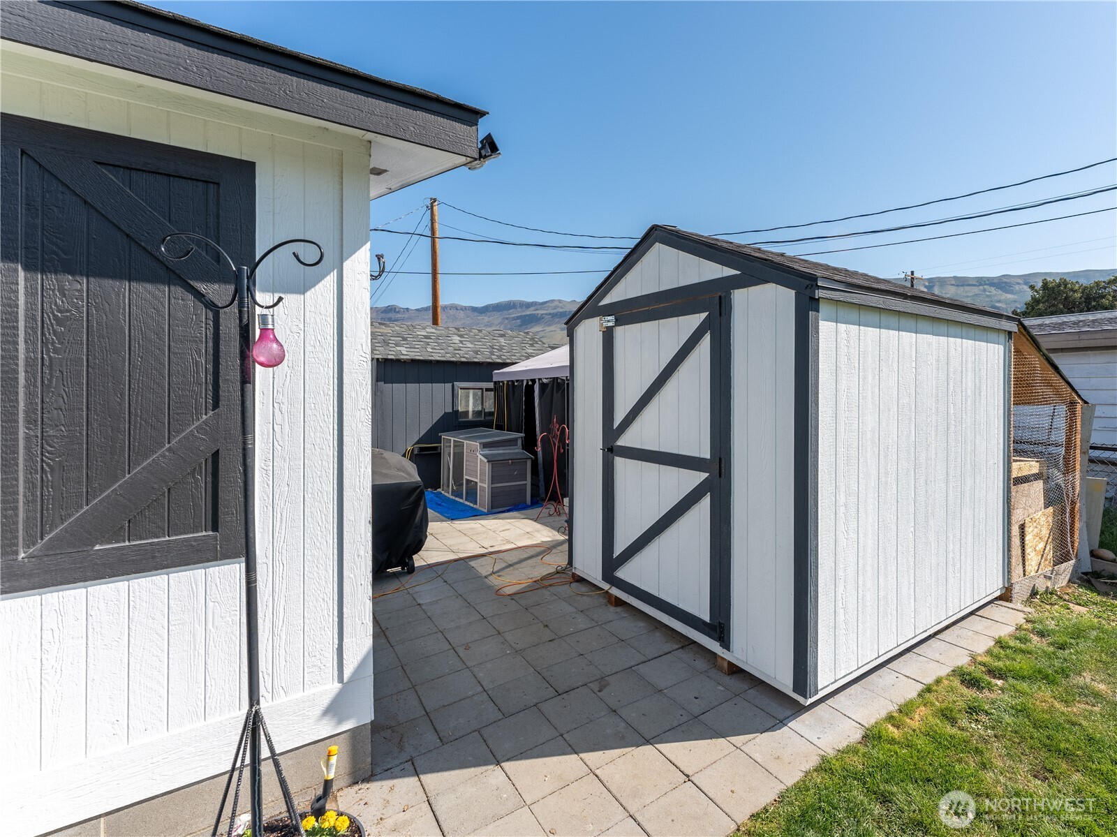 105 3rd Street Southwest Rock Island, WA 98850 - Photo 27 of 39