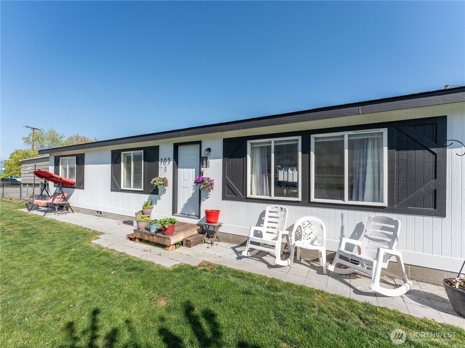 105 3rd Street Southwest Rock Island, WA 98850 - Photo 34 of 39