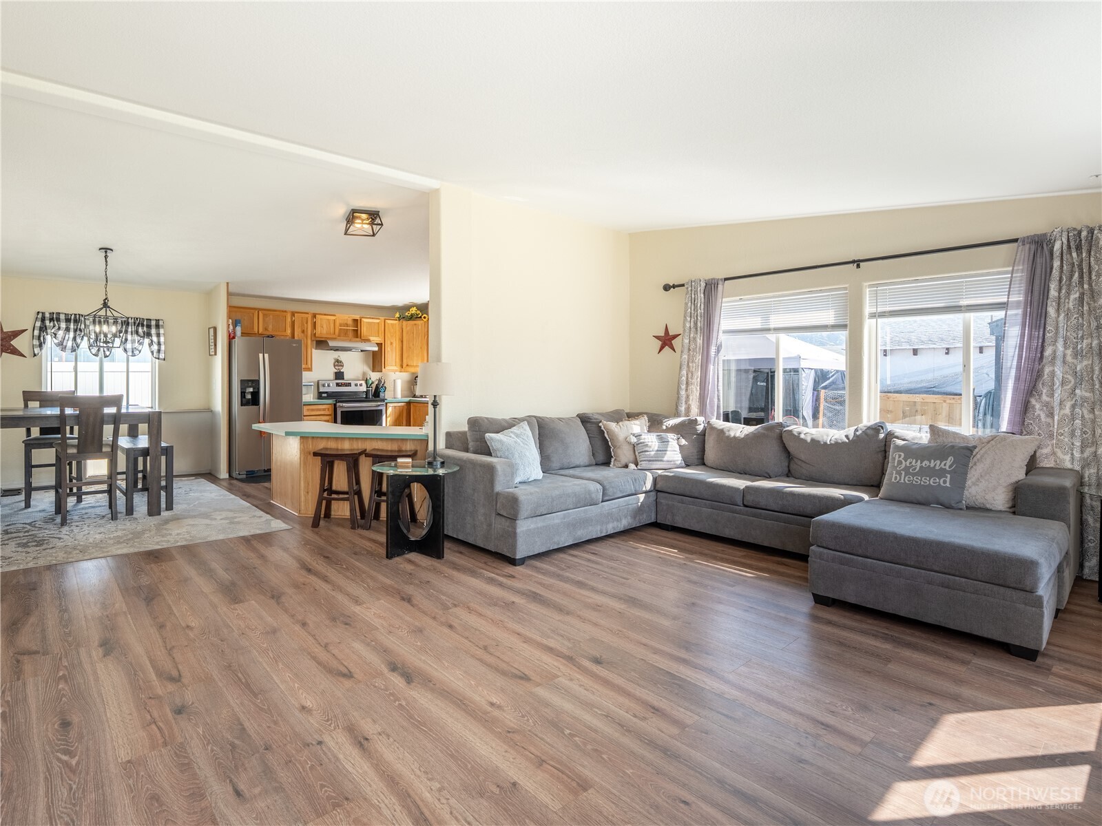 105 3rd Street Southwest Rock Island, WA 98850 - Photo 4 of 39