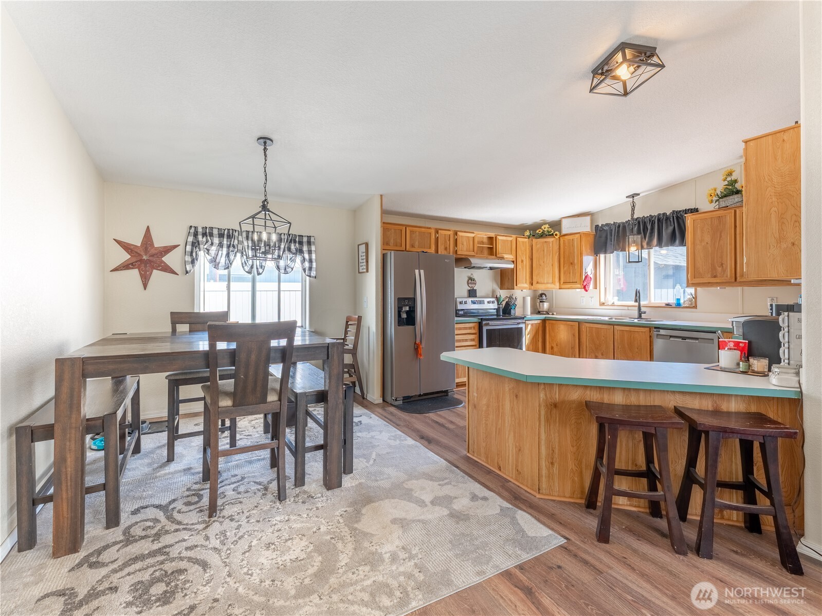 105 3rd Street Southwest Rock Island, WA 98850 - Photo 8 of 39