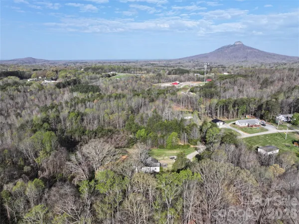 $399,000 | 1164 Robert C Kellam Road, Pinnacle, NC 27043